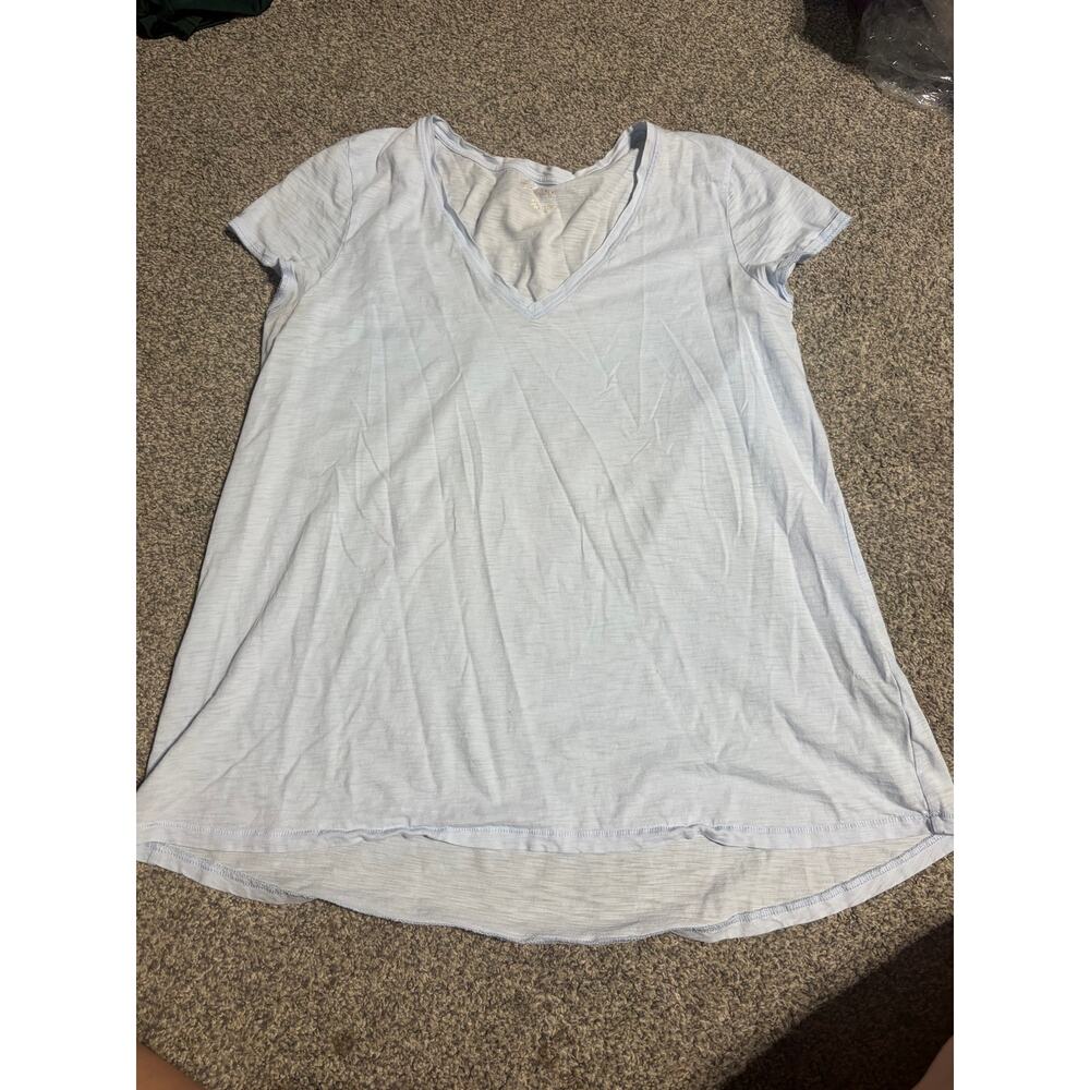Lilly Pulitzer womens large vneck shirt